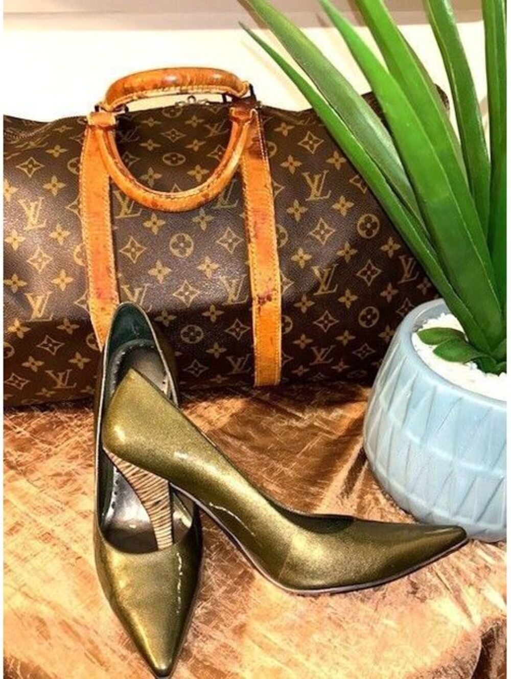 BCBG Patent Leather Olive Green heels 7.5 ($110)